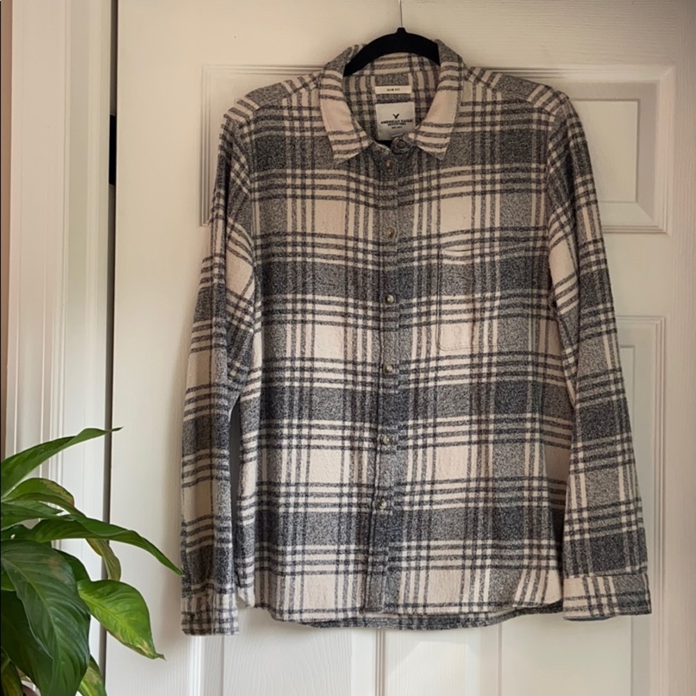 American Eagle Outfitters Ladies Flannel Shirt